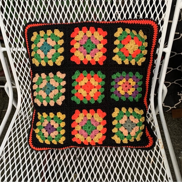 Vintage Granny Square Pattern Throw Couch Pillow Mid Century Crochet - Picture 1 of 2